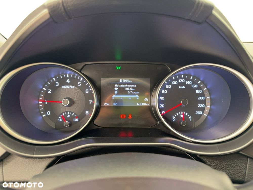 Kia Ceed - 16