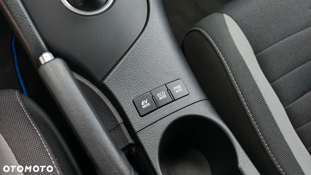 Toyota Auris 1.8 HSD Prestige - 29