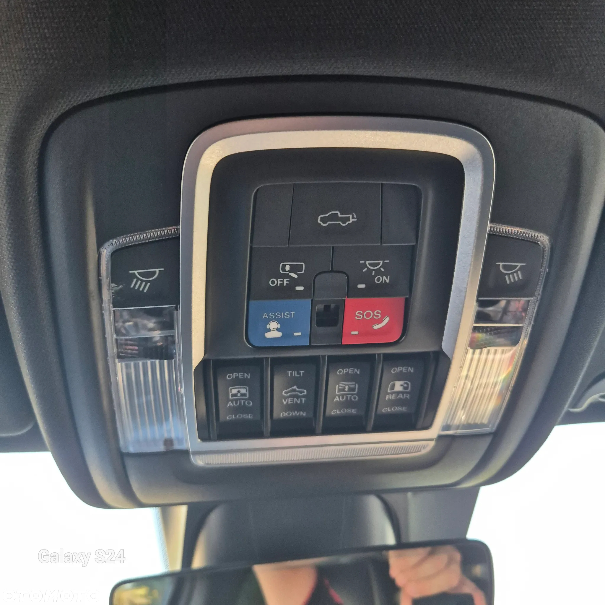 RAM 1500 Crew Cab Limited - 9