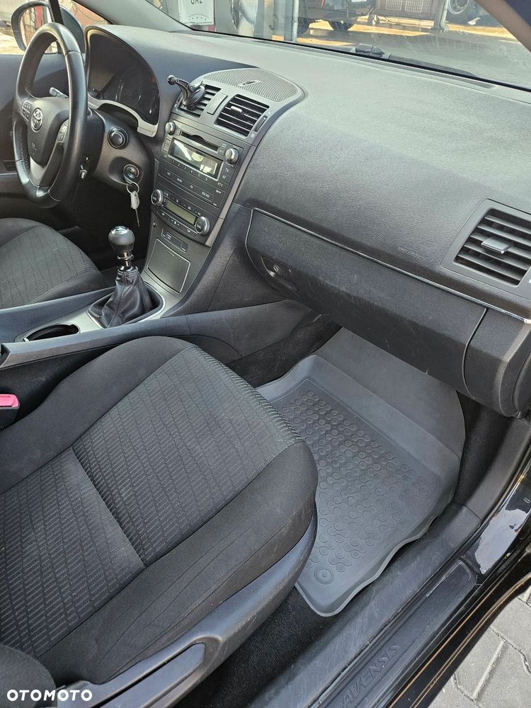 Toyota Avensis 1.8 Sol - 7