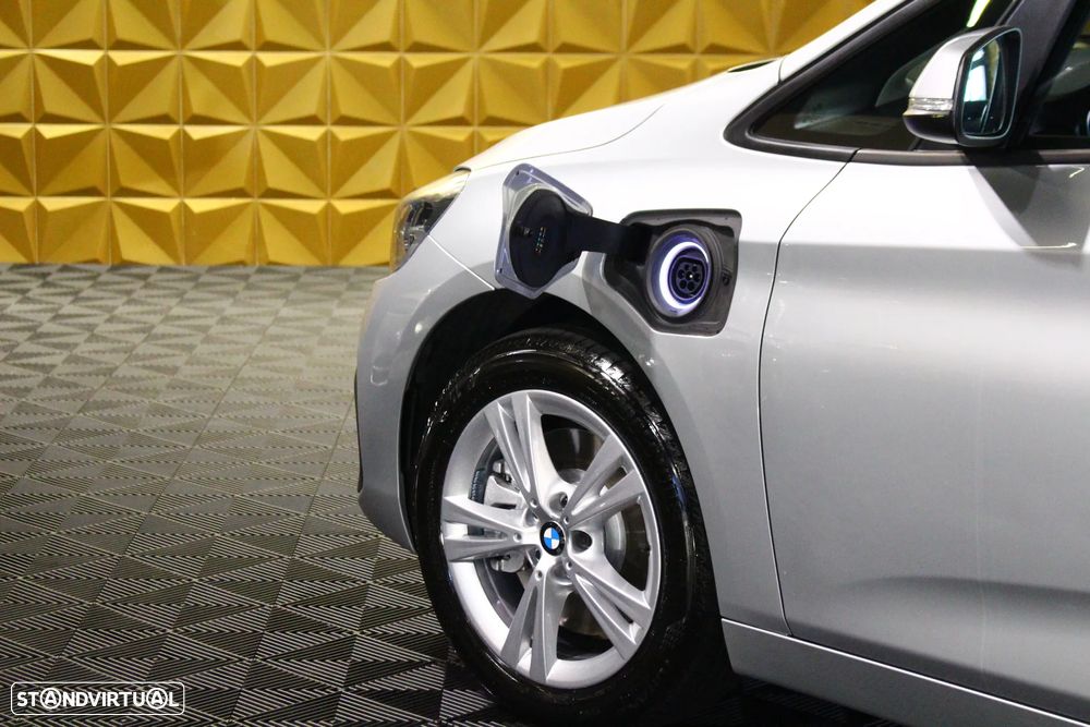 BMW 225xe Active Tourer Line Luxury - 11