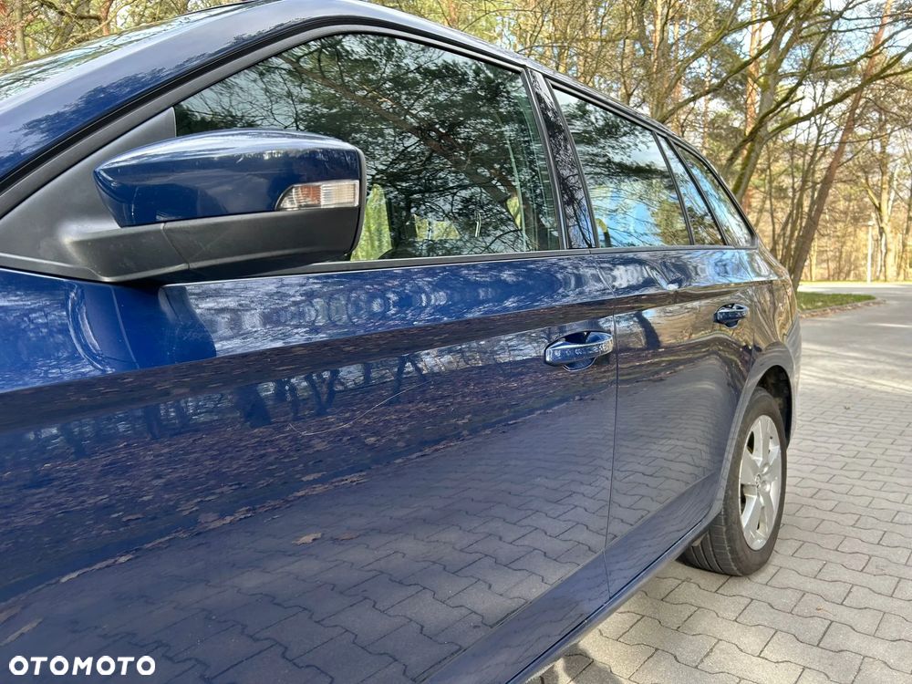 Skoda Fabia 1.0 Ambition - 11