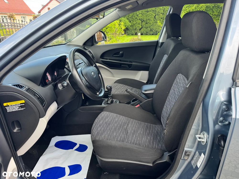 Kia Ceed 1.4 Comfort - 26