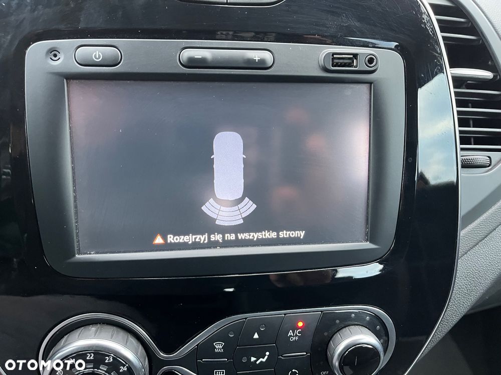 Renault Captur - 19