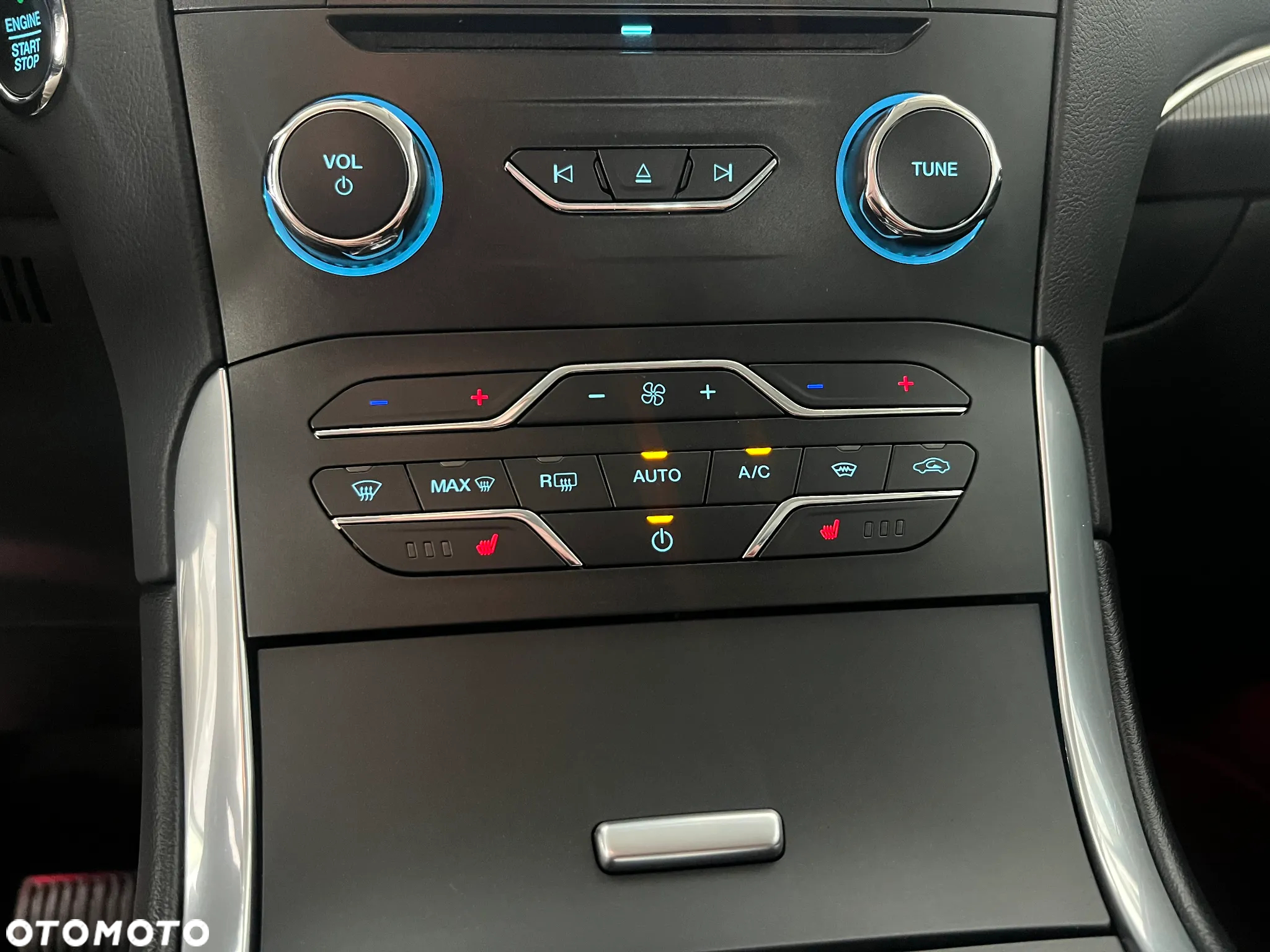Ford Galaxy 2.0 EcoBlue Titanium - 32