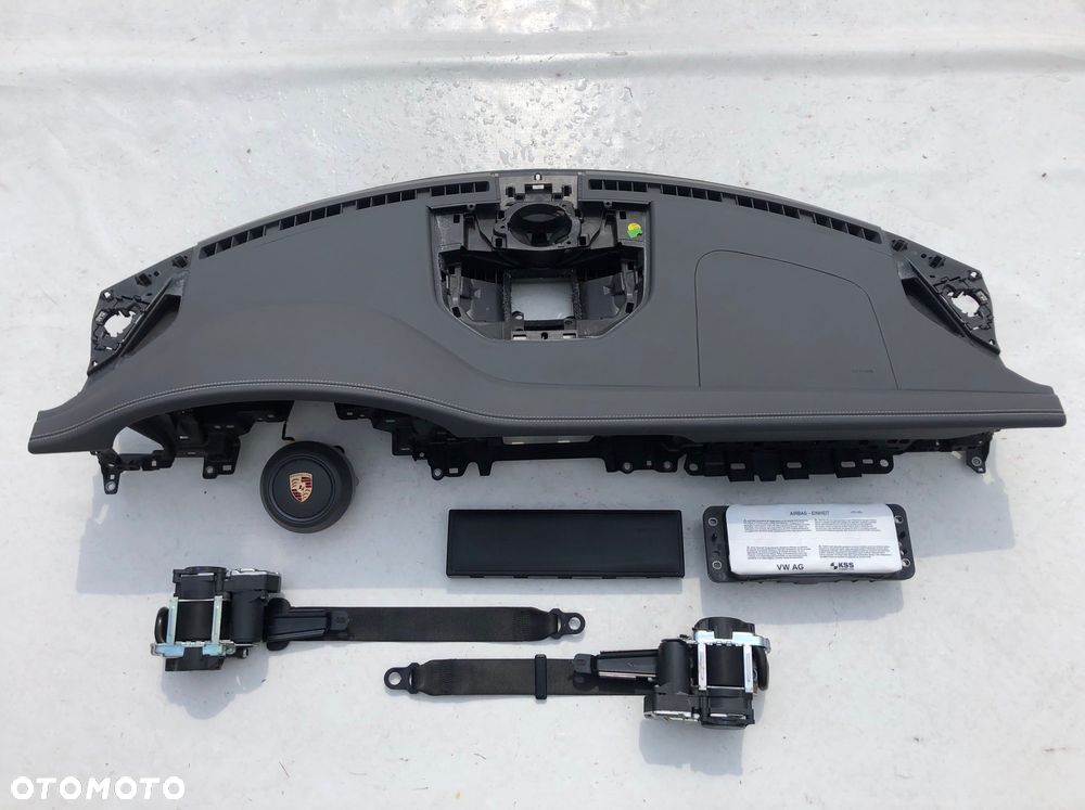 PORSCHE CARRERA 911 991 992 996 997 DESKA KONSOLA KOKPIT PULPIT PÓŁKA PARAPET PODUSZKI PODUSZKA KURTYNA FOTELA W FOTEL  DASHBOARD SEATBELTS AIRBAG KIEROWCY PASAŻERA KOLAN KOLANOWE KOLANO PASY PAS KAPOTAŻ naprawa regeneracja SZARA !!!!!! - 2