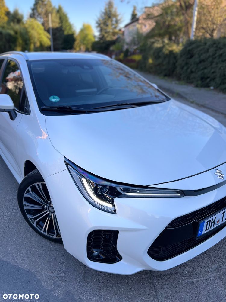 Suzuki Swace 1.8 Hybrid Premium Plus CVT - 3