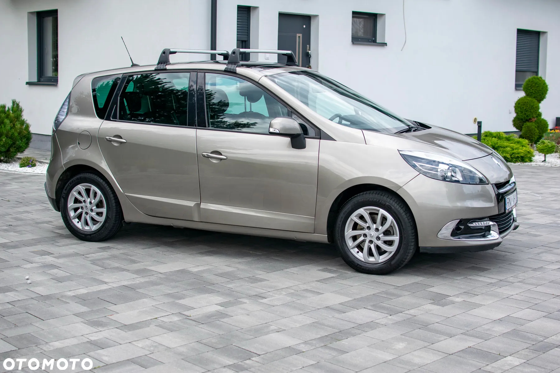 Renault Scenic - 13
