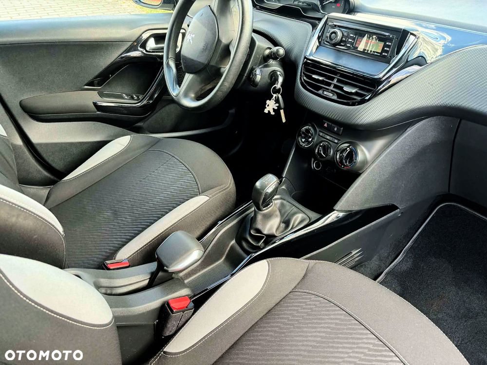 Peugeot 2008 PureTech 82 Access - 13