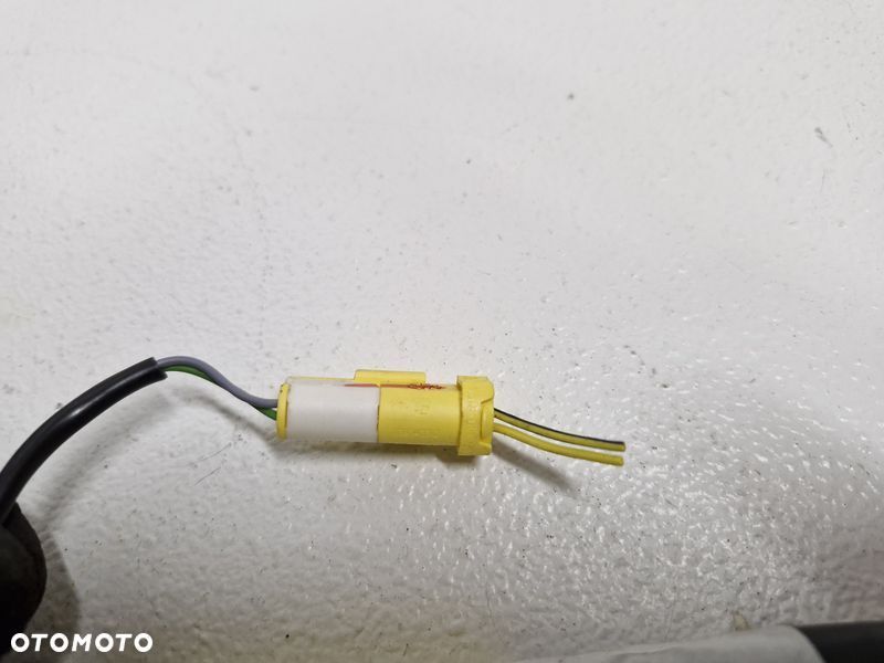 FIAT 500L PAS BEZPIECZEŃSTWA NAPINACZE PRAWY PRZÓD 07355572980 - 9