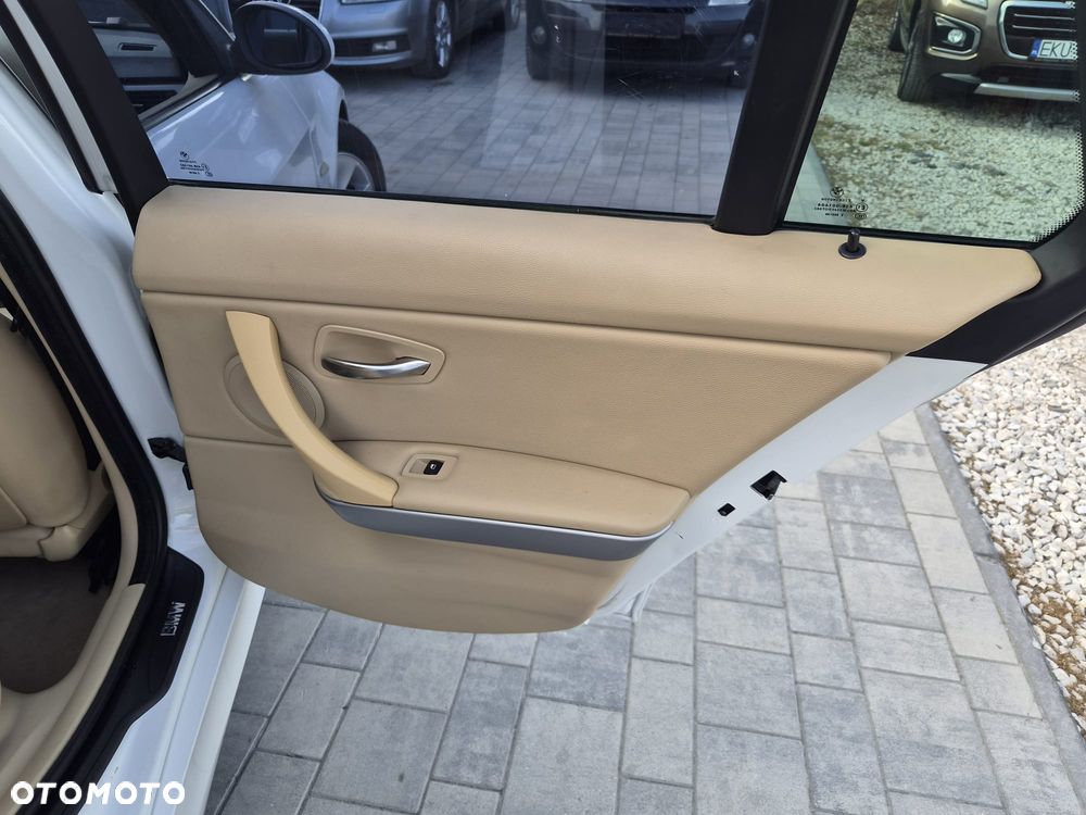 BMW Seria 3 320i - 19