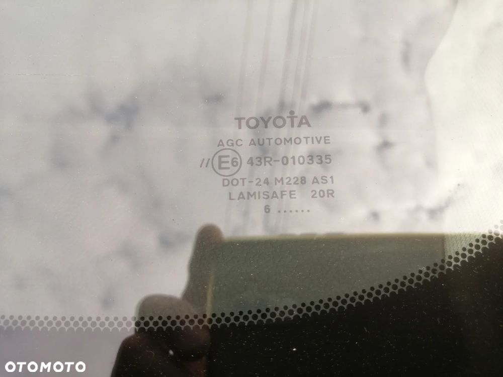 Toyota Auris 1.33 Dual-VVT-i Edition - 29