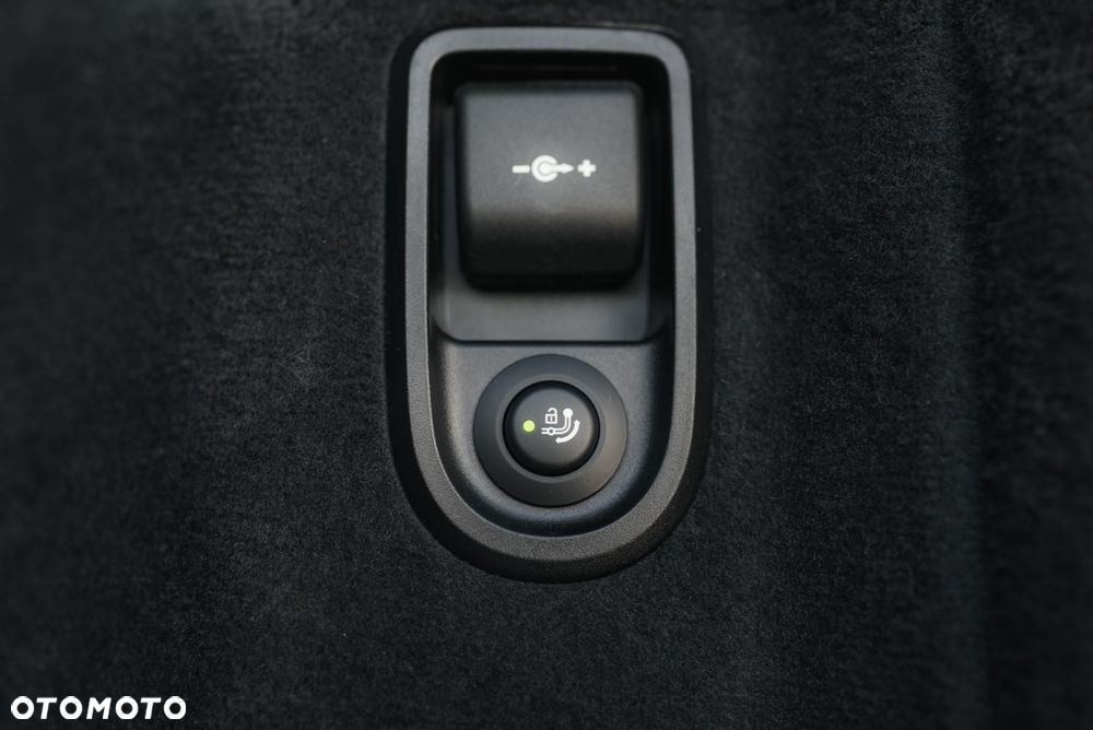 BMW Seria 5 540i xDrive mHEV M Sport sport - 38