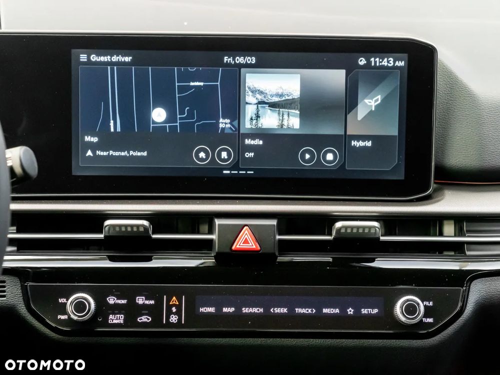 Kia Sportage 1.6 T-GDI HEV Anniversary 2WD - 33