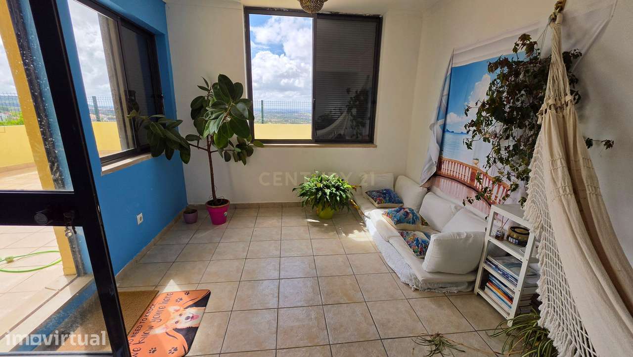 Apartamento Duplex T5 no centro de Palmela - Grande imagem: 4/44