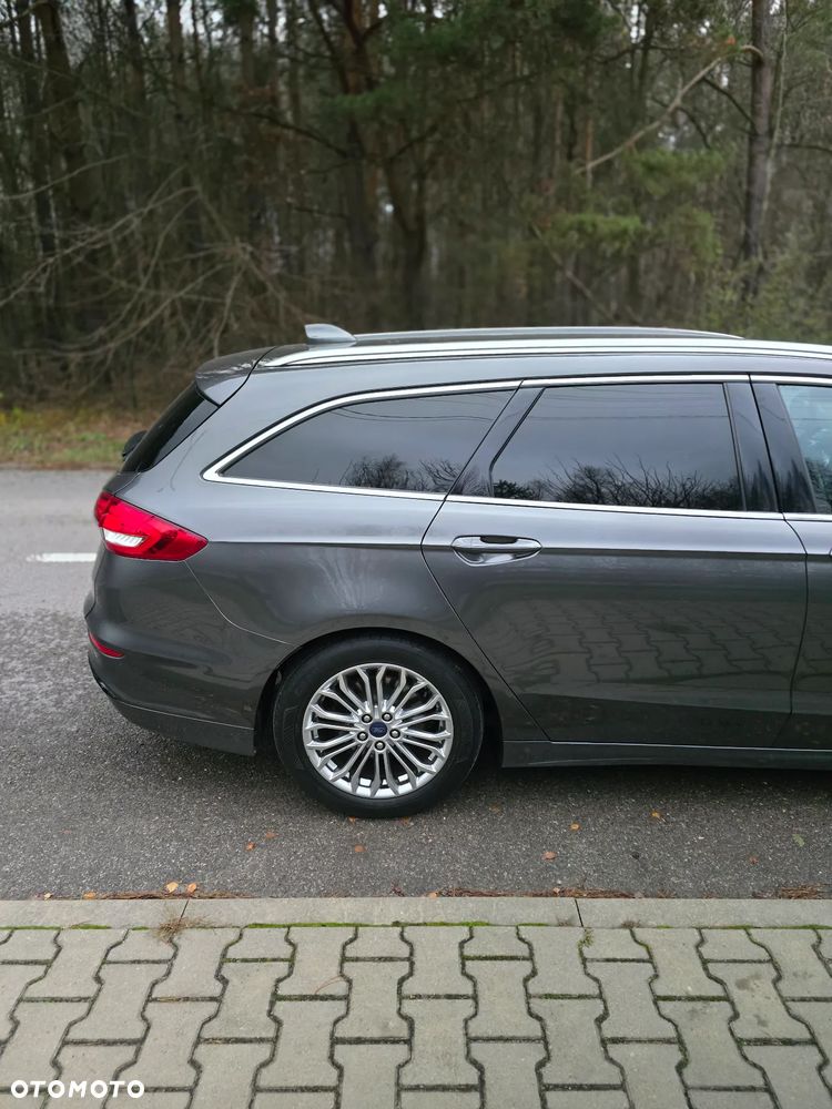 Ford Mondeo 2.0 EcoBlue Titanium - 14