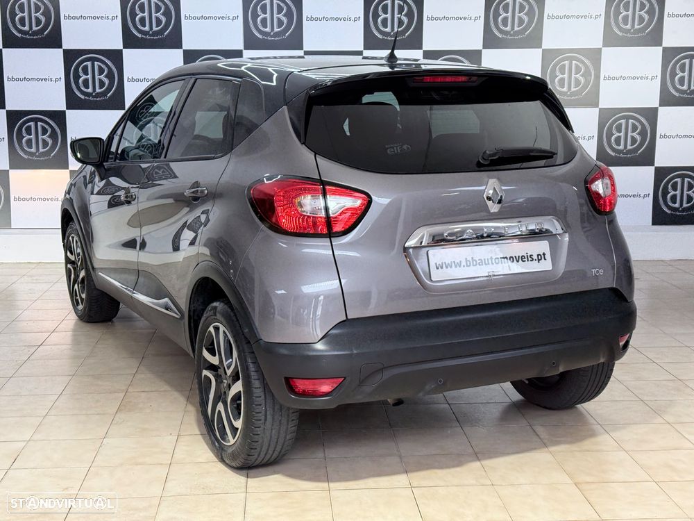 Renault Captur ENERGY TCe 120 EDC Luxe - 4