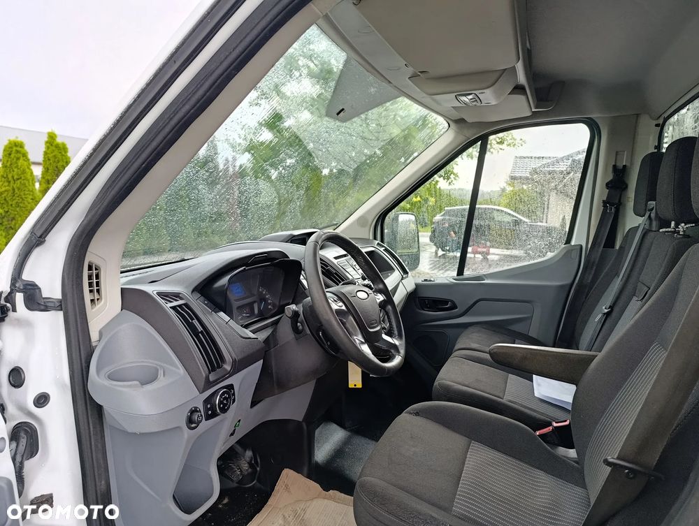 Ford Transit - 6
