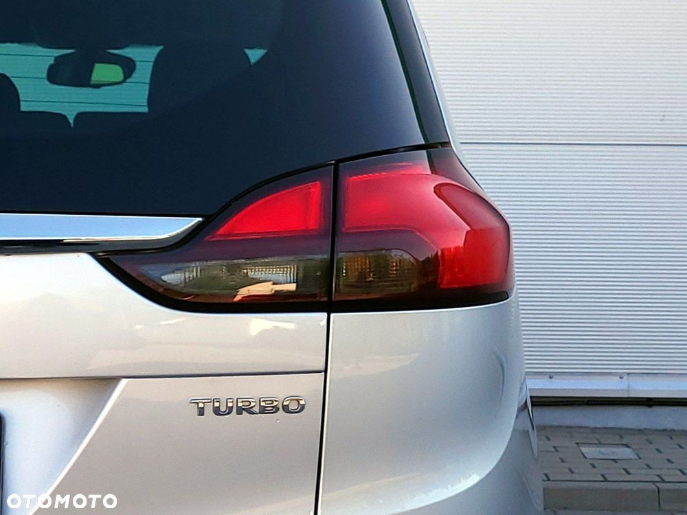Opel Zafira - 13