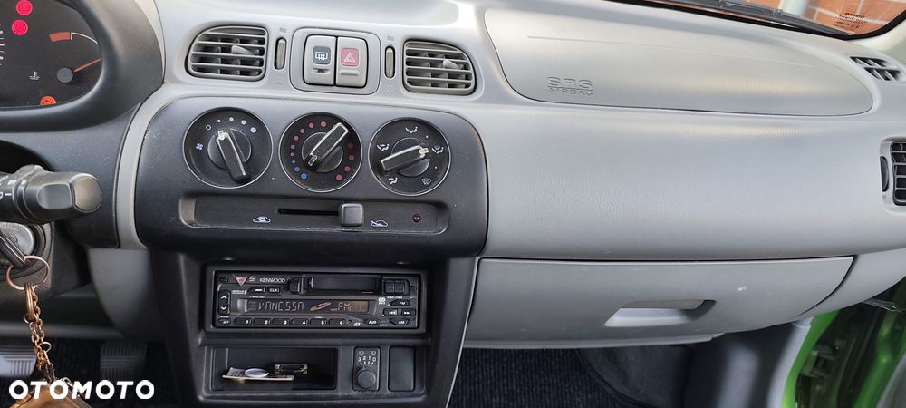 Nissan Micra 1.0 L (airk) - 9