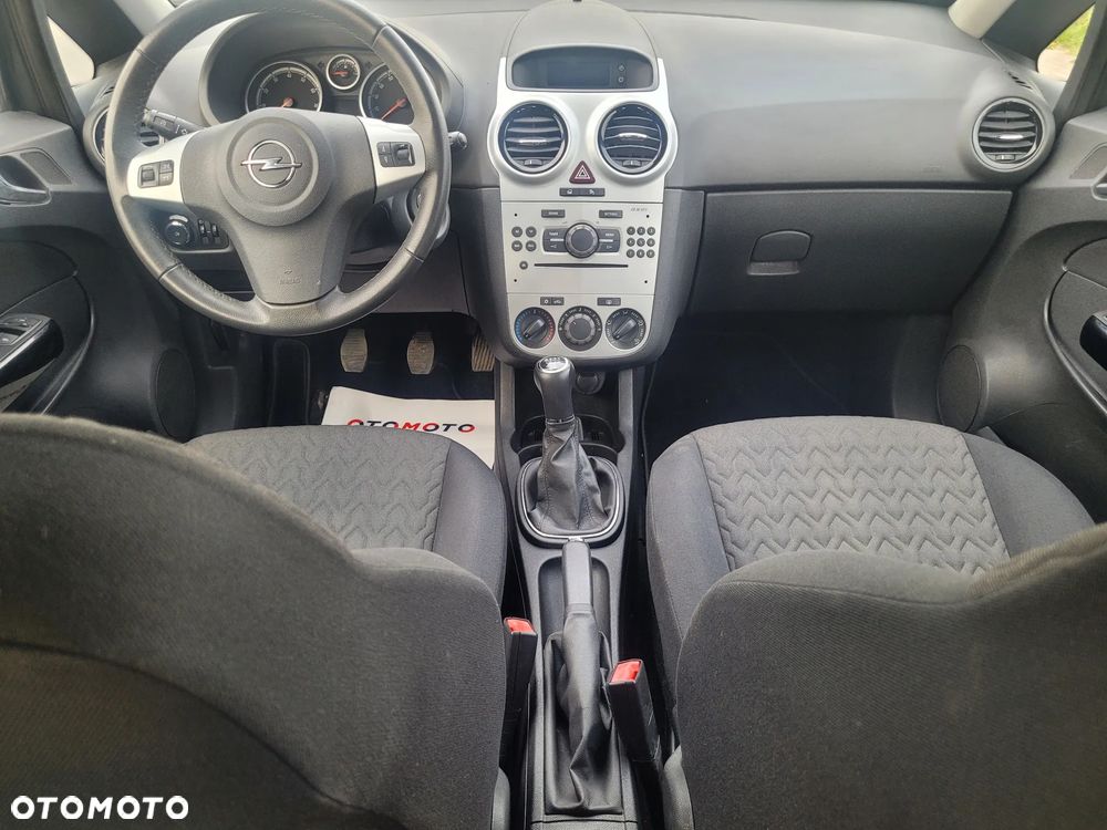 Opel Corsa 1.4 16V Active - 21