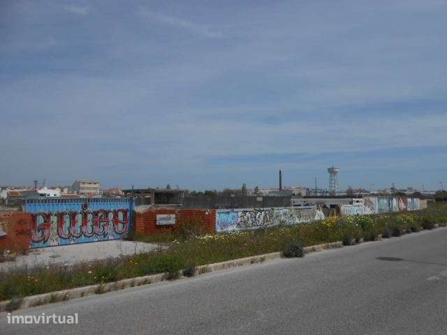 TERRENO MISTO NO MONTIJO - Grande imagem: 3/18