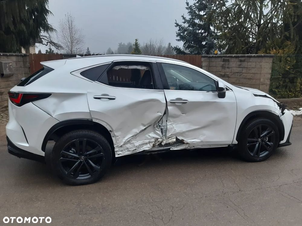 Lexus NX 350h Prestige 2WD - 6