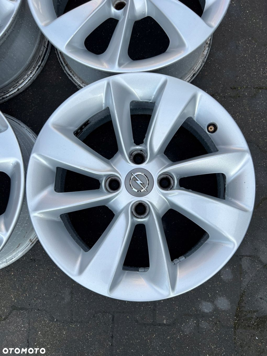 ALUFELGI ORYGINAŁ 15 OPEL 4X100  CZUJNIKI - 2
