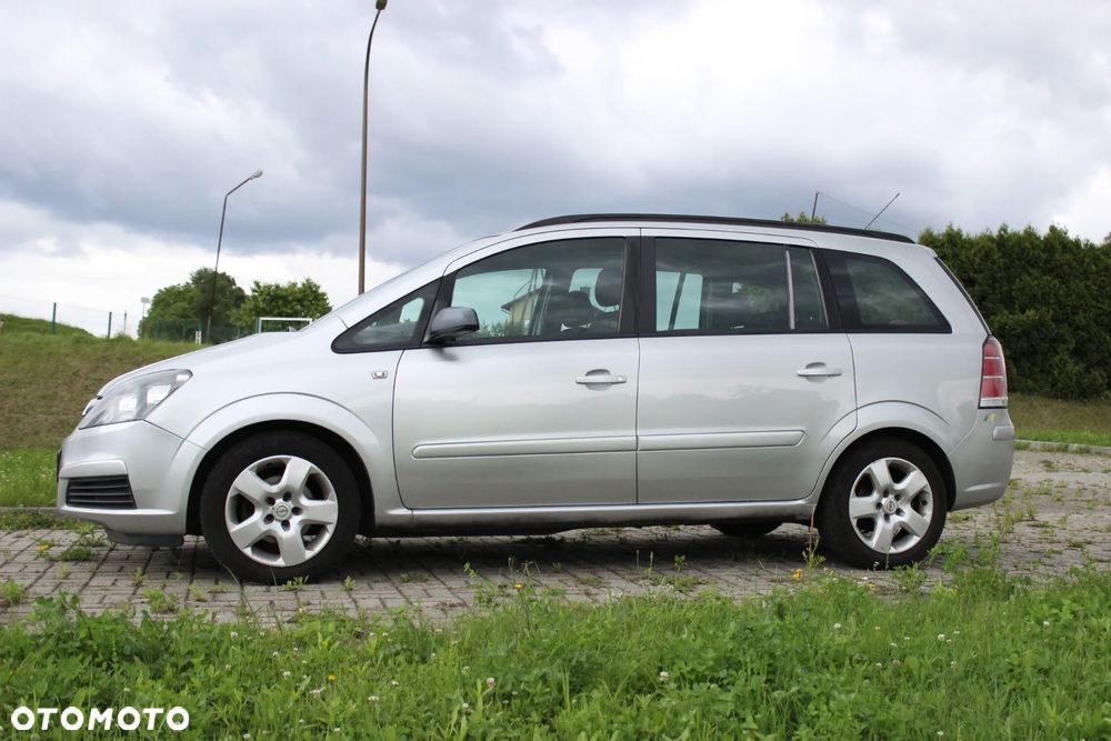 Opel Zafira 1.8 Elegance - 2