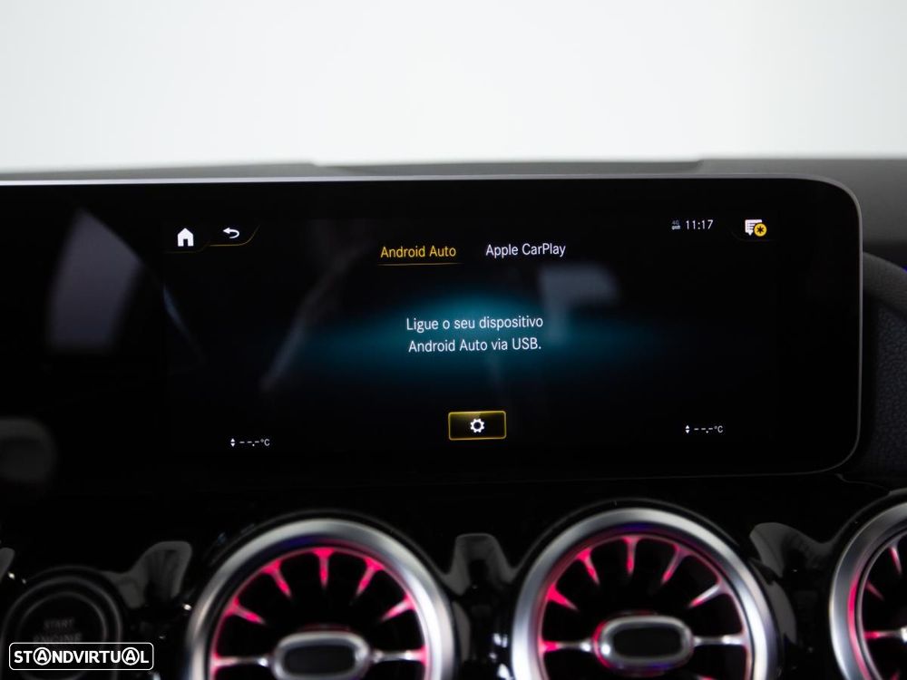 Mercedes-Benz GLA 250 7G-DCT AMG Line - 27