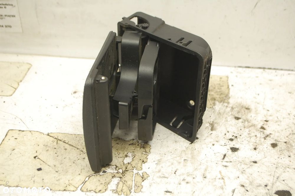 UCHWYT NA KUBEK TYŁ SCHOWEK 1K0862532B VW GOLF V JETTA - 3
