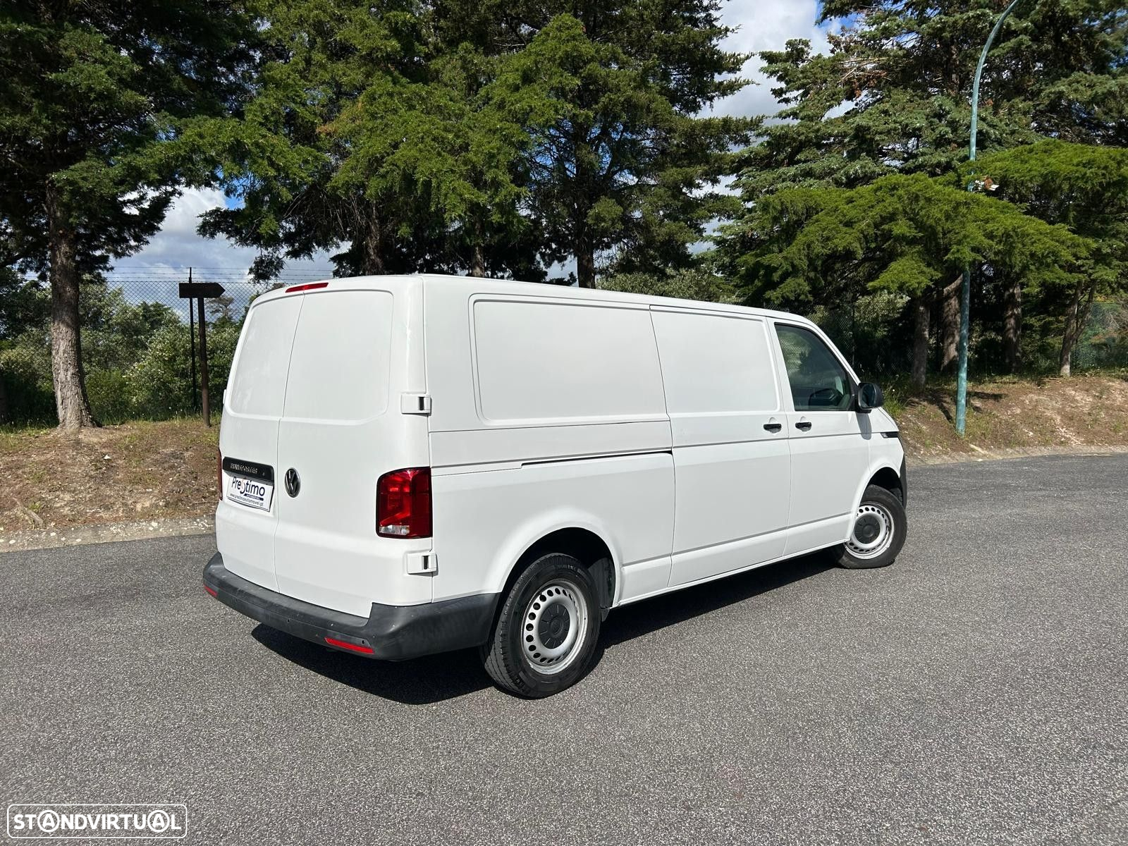 VW Transporter 2.0 TDI L.Business - 23