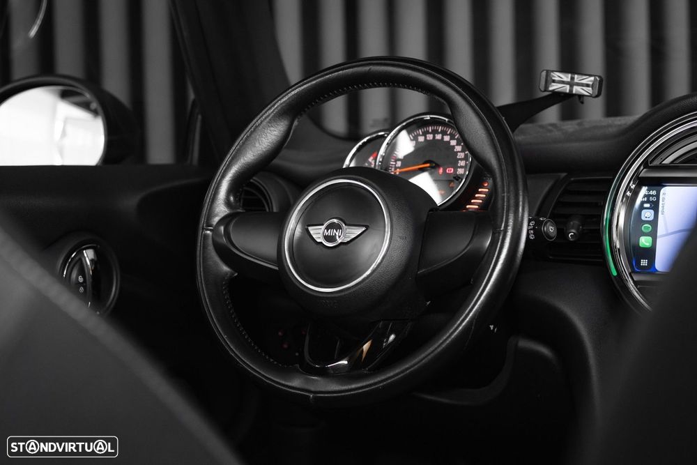 MINI 3 Portas One D - 15