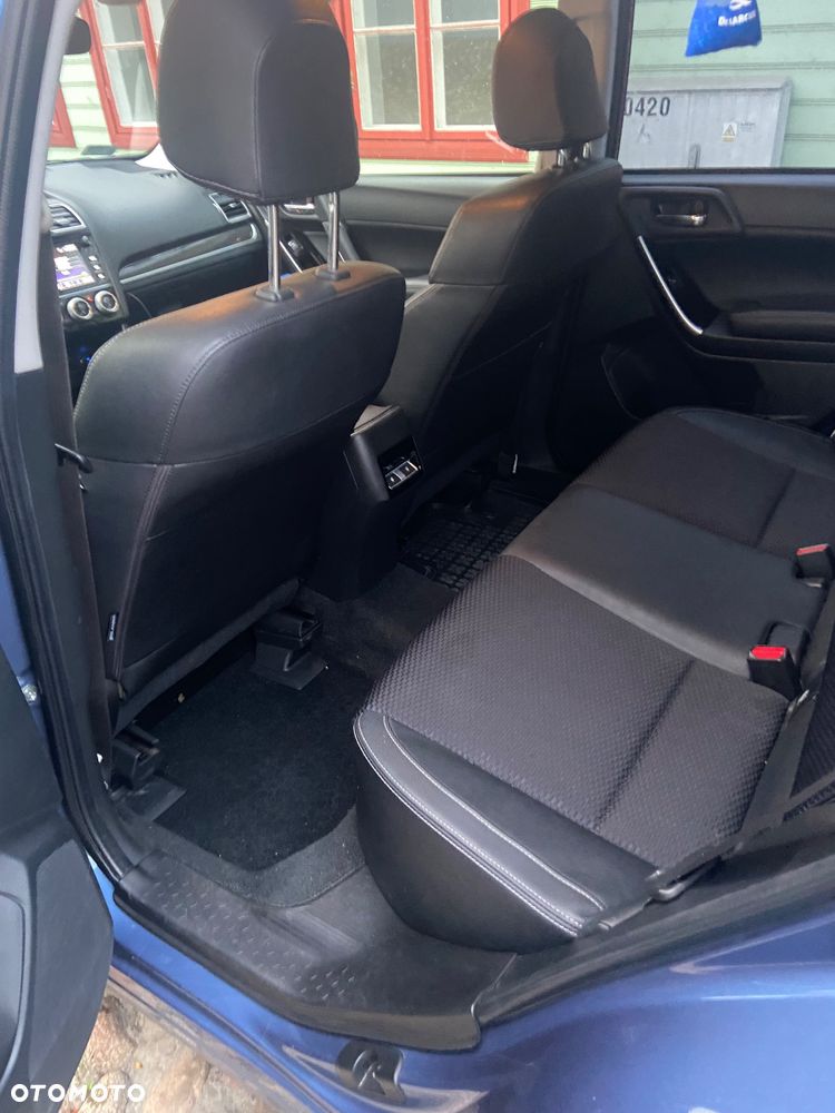 Subaru Forester 2.0 i Exclusive (EyeSight) Lineartronic - 9