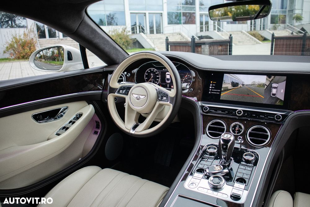Bentley Continental New GT V8 - 10