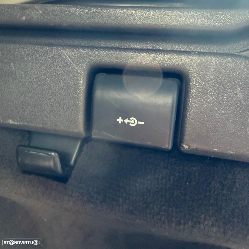 Land Rover Range Rover Sport - 35