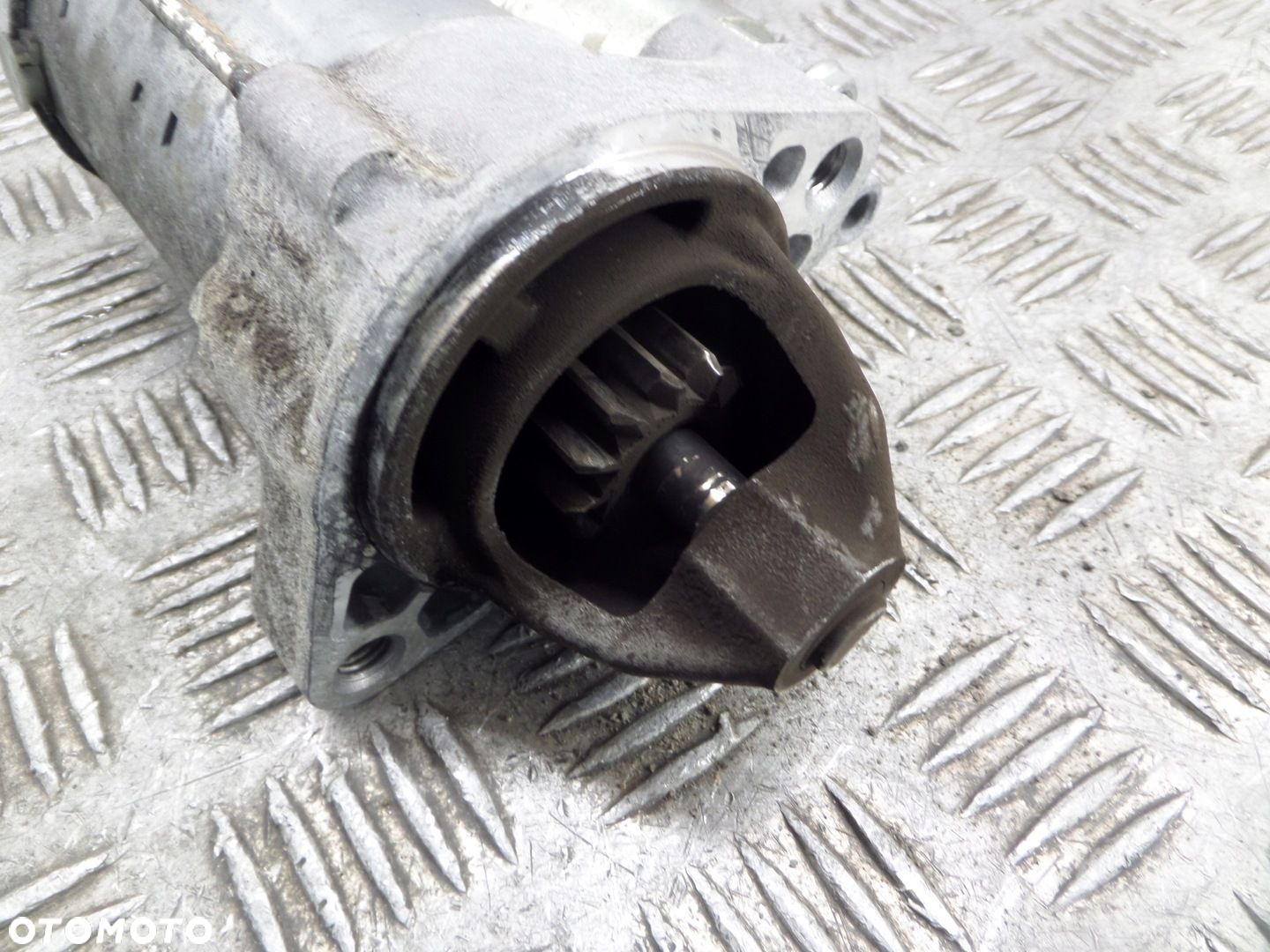 MERCEDES VITO W447 ROZRUSZNIK A6519064500 2.2 - 3