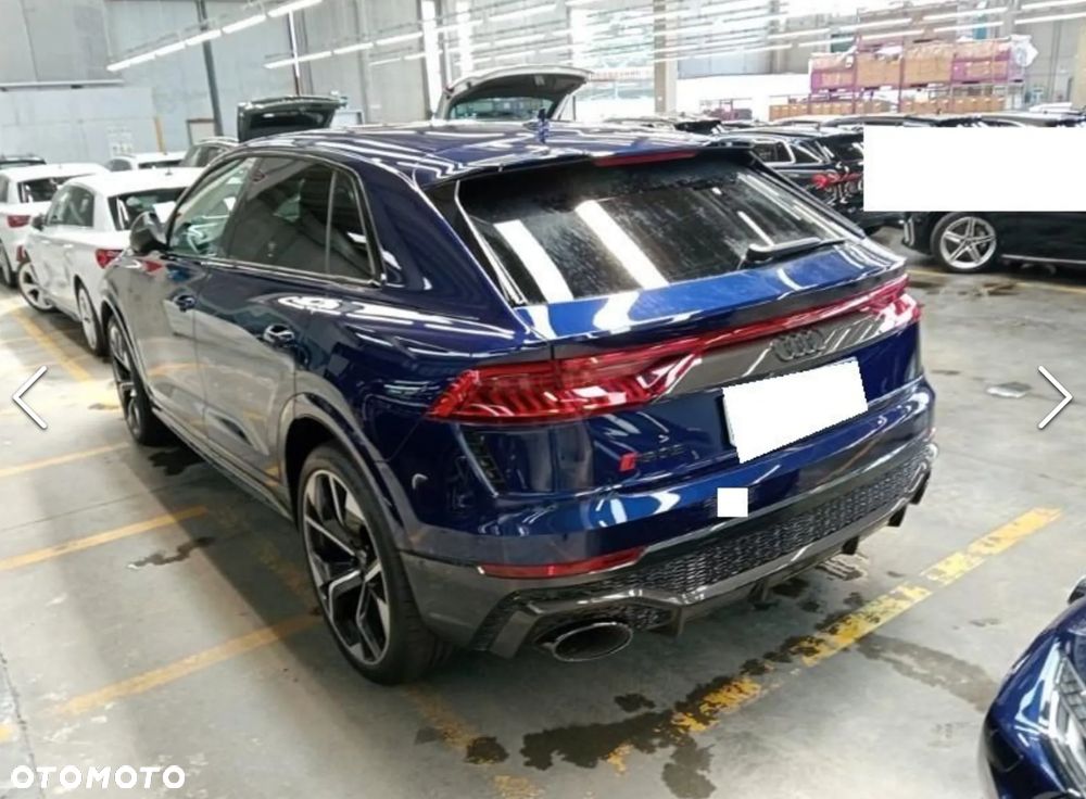 Audi RS Q8 - 4