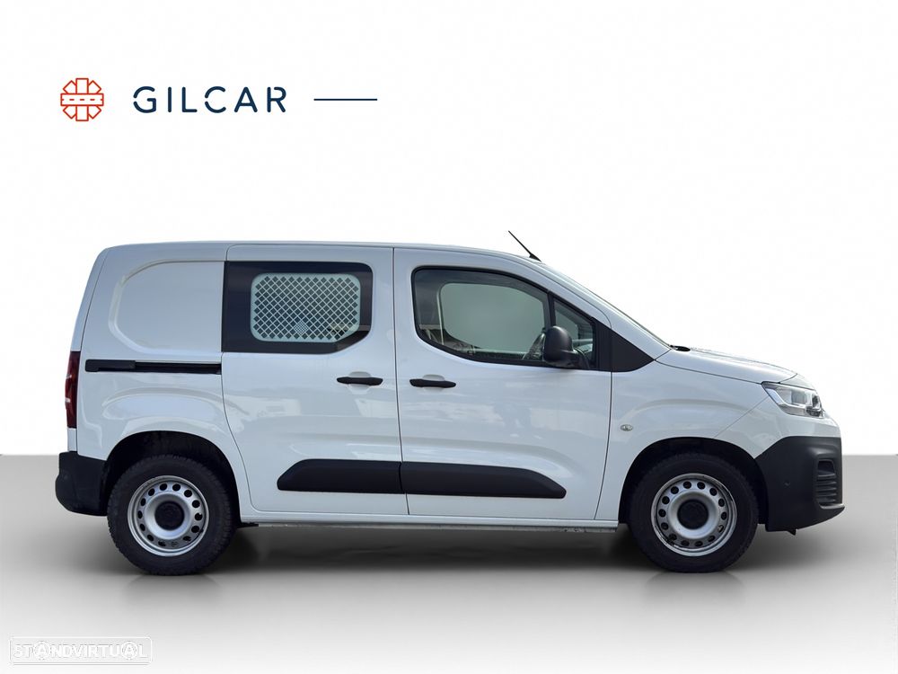 Citroën Berlingo 1.2 PureTech 130cv EAT8 - 17