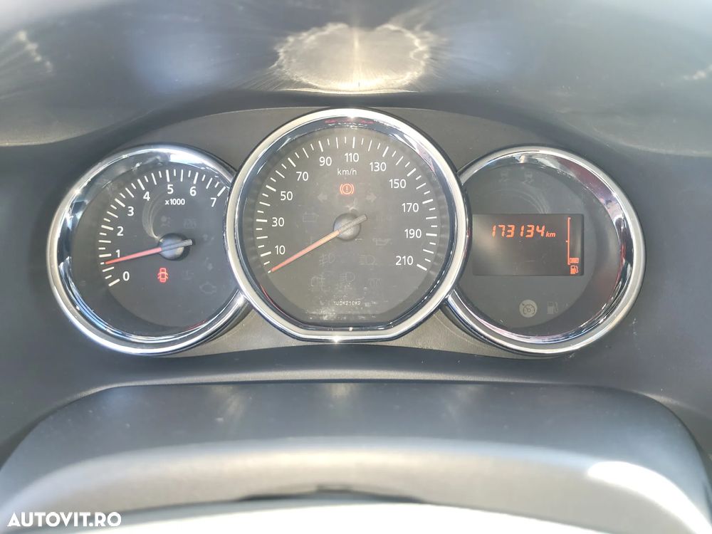 Dacia Sandero 1.2 75CP Laureate - 14