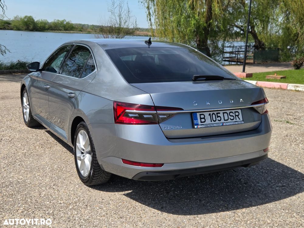 Skoda Superb 2.0 TDI DSG Style - 3