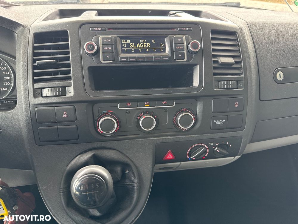 Volkswagen Transporter - 23