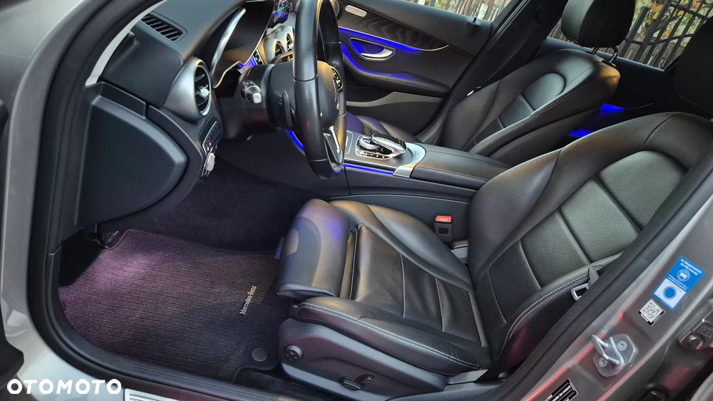 Mercedes-Benz Klasa C 300 d 9G-TRONIC Avantgarde - 21