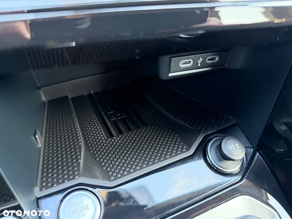 Volkswagen T-Roc 1.5 TSI Style DSG - 18