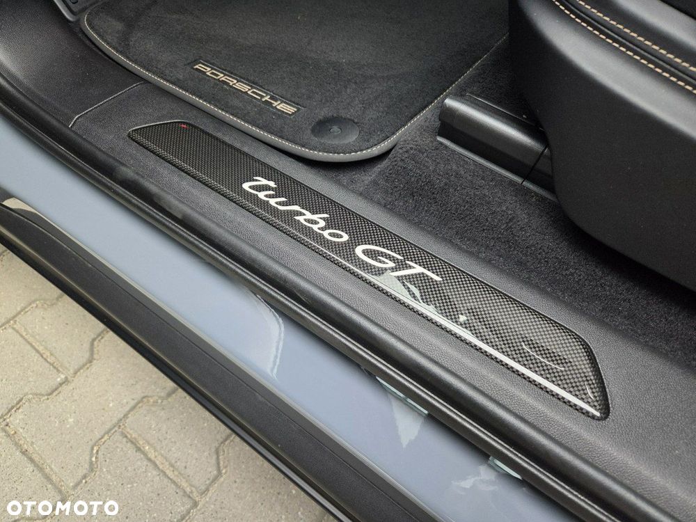 Porsche Cayenne - 36