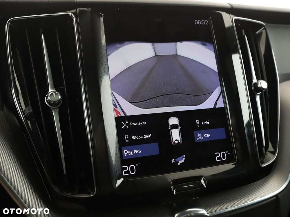 Volvo XC 60 T8 AWD Recharge Geartronic RDesign - 26
