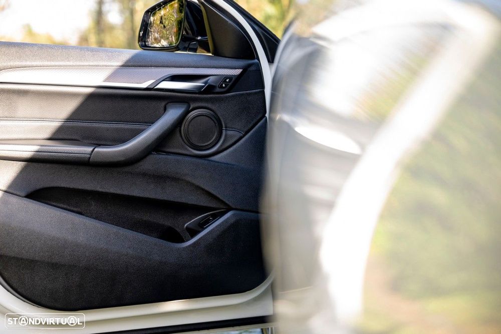 BMW X2 18 d xDrive Auto Pack M - 22