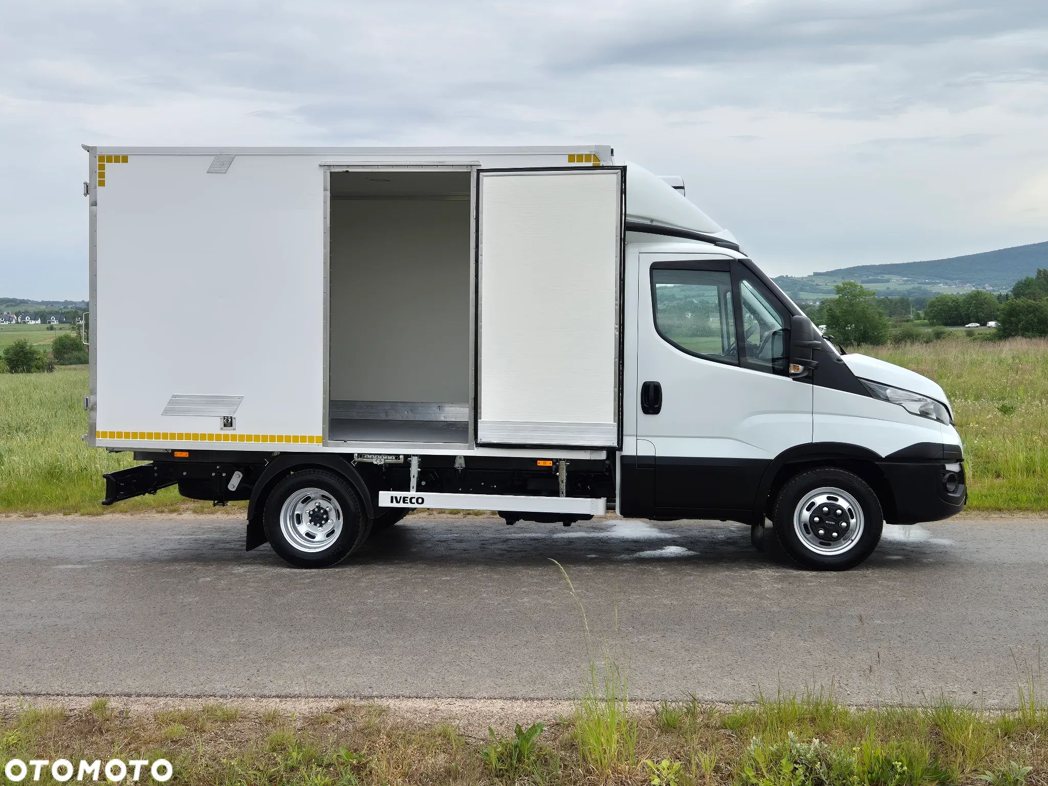 Iveco DAILY 35C15 35-150 CHŁODNIA CARRIER VIENTO 200 BOCZNE DRZWI SALON PL 2017R - 1