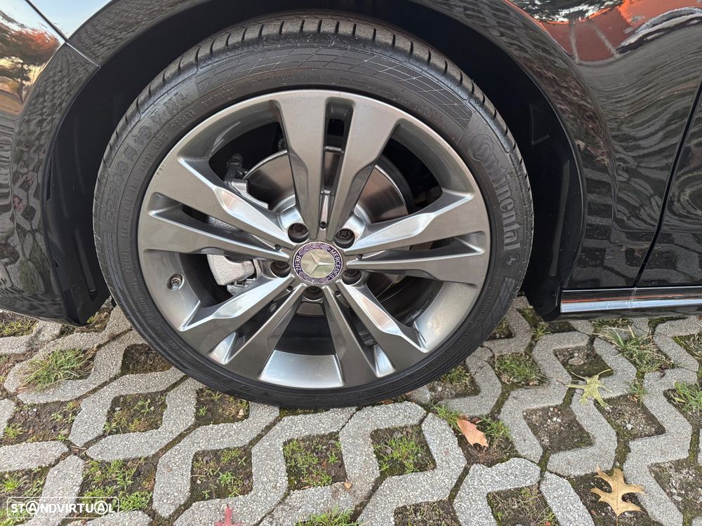 Mercedes-Benz CLA 180 d Shooting Brake Urban - 12