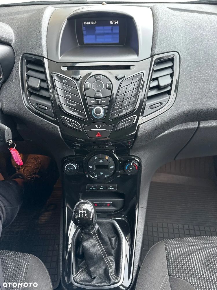 Ford Fiesta - 20